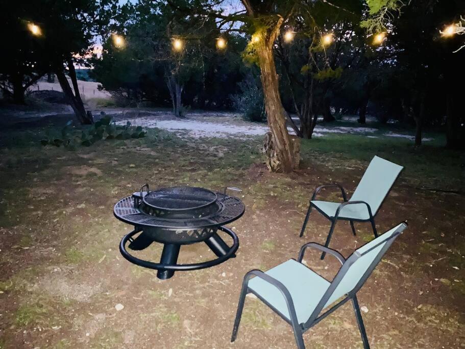 Cottage With Hot Tub And Pool Bandera, Tx. Buitenkant foto